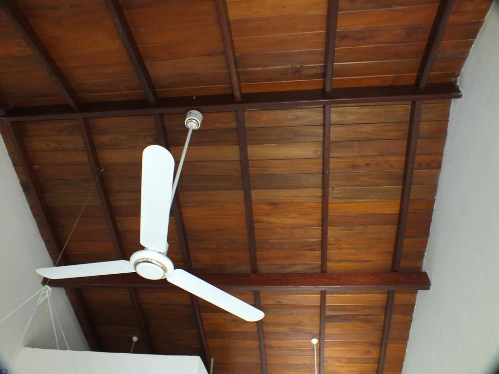 Hotel Beach Corner Weligama Exterior foto