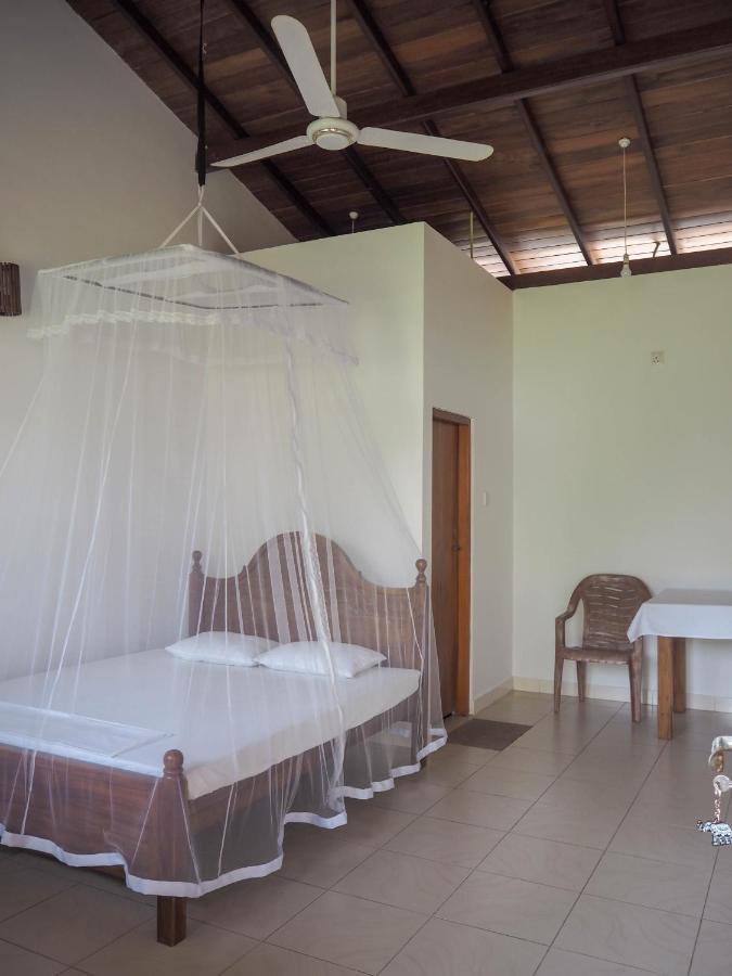 Hotel Beach Corner Weligama Exterior foto