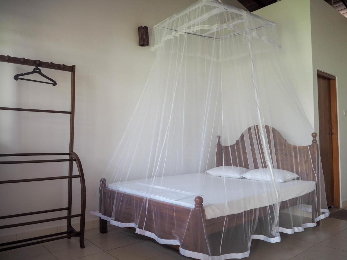 Hotel Beach Corner Weligama Exterior foto